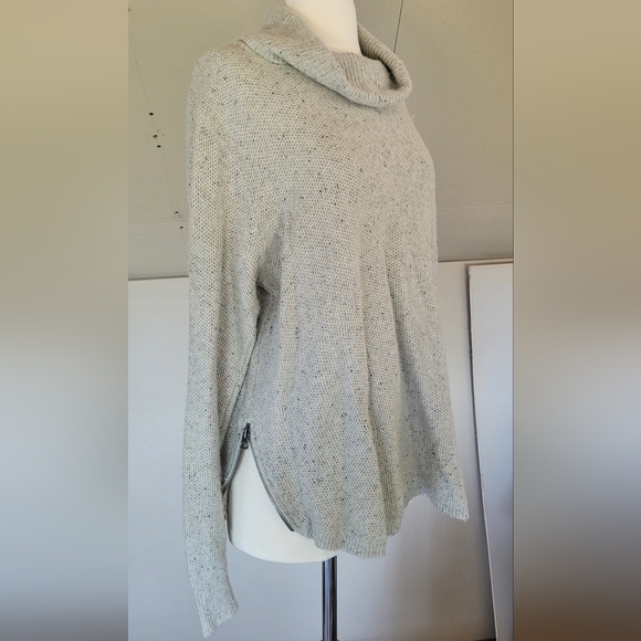 Lucky Brand Sweater | Womens XL | 30% Wool - Picture 2 of 7